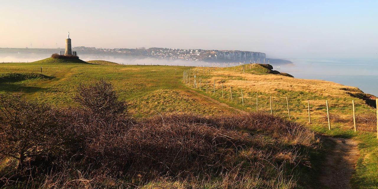 La Verriere. Les Locations Isahora C'Est Aussi Plusieurs Appart' De Standing A 2 Pas Du Chateau D'Eu, Des Falaises Du Treport, De Mers Les Bains Et Aux Portes De La Baie De Somme Eu (Sekwana Nadmorska) Zewnętrze zdjęcie
