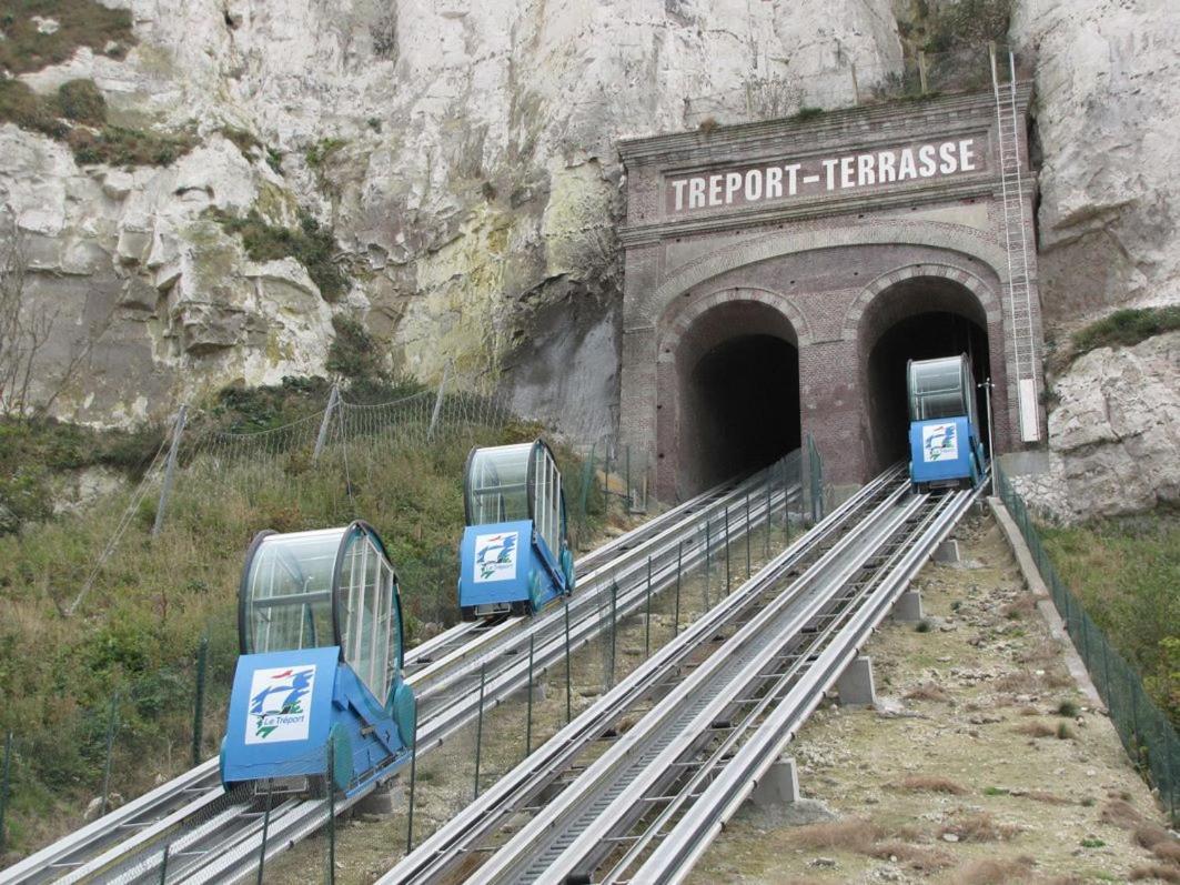 La Verriere. Les Locations Isahora C'Est Aussi Plusieurs Appart' De Standing A 2 Pas Du Chateau D'Eu, Des Falaises Du Treport, De Mers Les Bains Et Aux Portes De La Baie De Somme Eu (Sekwana Nadmorska) Zewnętrze zdjęcie