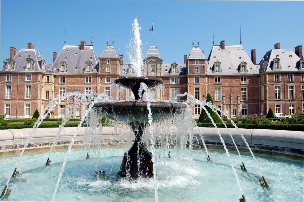 La Verriere. Les Locations Isahora C'Est Aussi Plusieurs Appart' De Standing A 2 Pas Du Chateau D'Eu, Des Falaises Du Treport, De Mers Les Bains Et Aux Portes De La Baie De Somme Eu (Sekwana Nadmorska) Zewnętrze zdjęcie